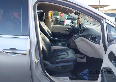 2021 Chrysler Pacifica Hybrid Touring L из США, поврежденный, VIN 2C4RC1L7XMR581385